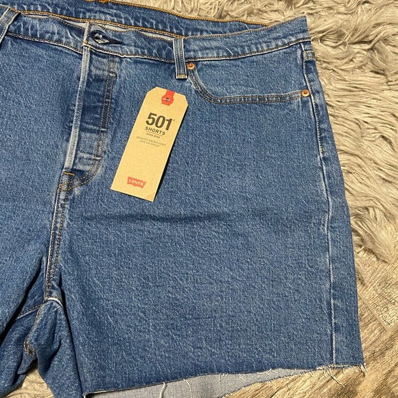 LEVI’S shorts high rise - Picture 2 of 10